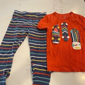 Gap kids skateboard pajamas size 8
